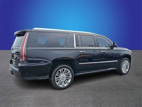 Used 2019 Cadillac Escalade ESV Platinum image 5