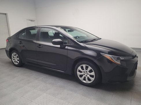 Used 2022 Toyota Corolla LE FWD image 11