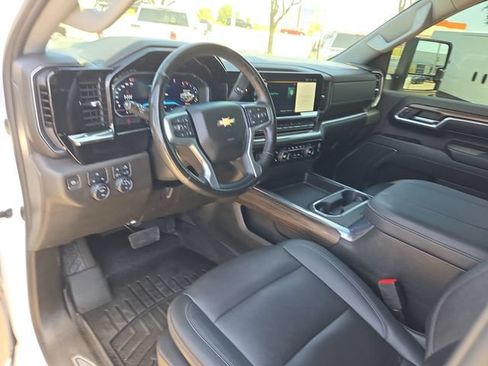 Used 2024 Chevrolet Silverado 2500 LT w/ All Star Edition AWD/4WD image 10