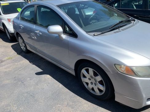 Used 2009 Honda Civic LX image 2