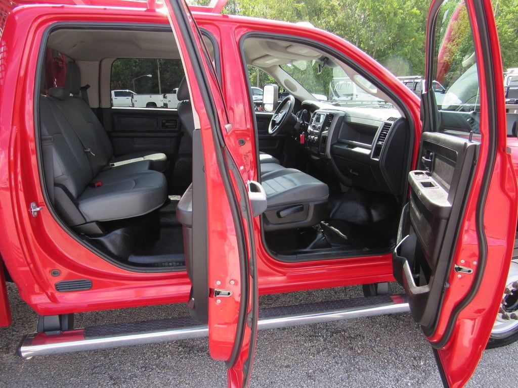 Used 2018 RAM 5500 Tradesman w/ Max Tow Package RWD image 27