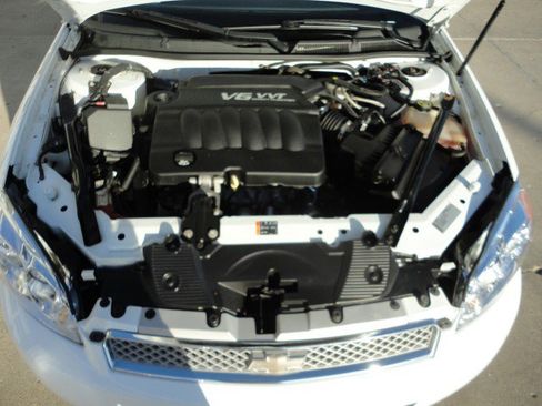 Used 2014 Chevrolet Impala LT image 20