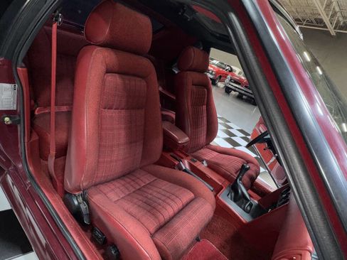 Used 1989 Ford Mustang GT image 4