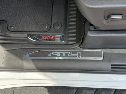 Used 2026 GMC Sierra 1500 AT4 w/ AT4 Premium Package AWD/4WD image 19
