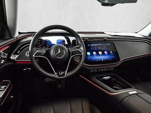 New 2026 Mercedes-Benz E 350 4MATIC Sedan image 20
