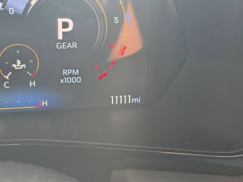 Used 2025 Chevrolet Colorado ZR2 AWD/4WD image 5