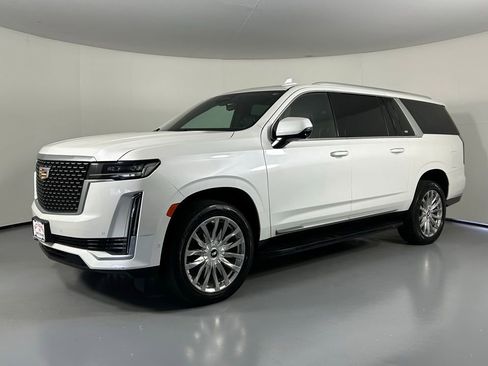 Used 2021 Cadillac Escalade ESV Premium Luxury AWD/4WD image 3
