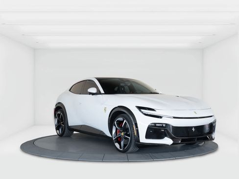 Certified 2025 Ferrari Purosangue image 7