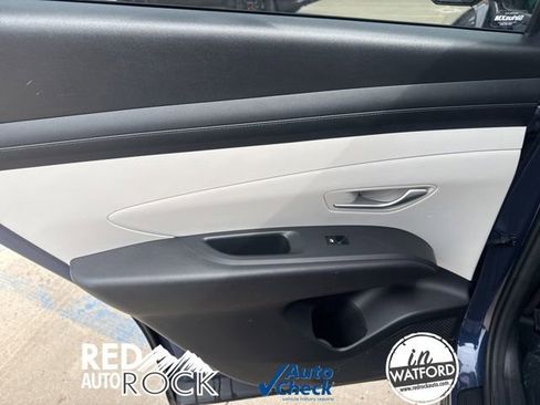 Used 2025 Hyundai Tucson SEL image 16