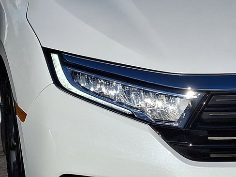 Used 2023 Honda Odyssey Elite image 9