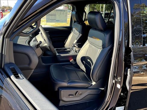 New 2025 Ford Expedition Tremor image 9