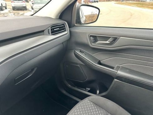 Used 2023 Ford Escape Active image 31