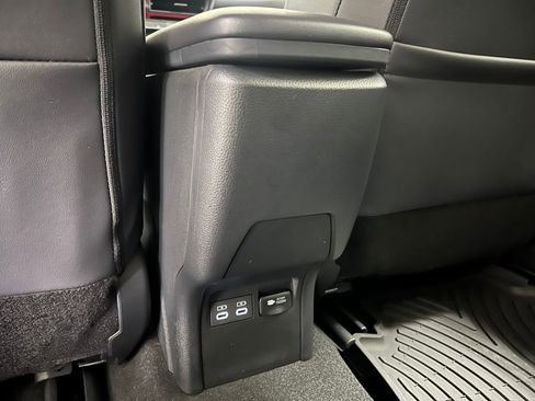 Used 2024 Toyota Prius Prime image 18