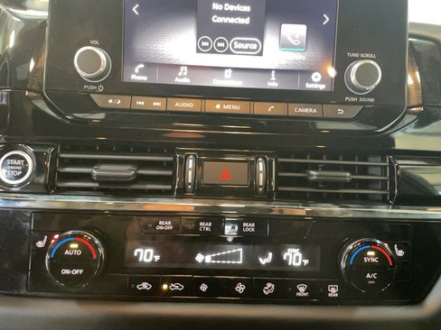 Used 2024 Nissan Pathfinder Rock Creek image 8