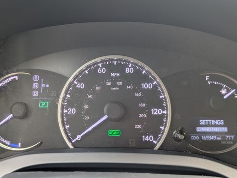 Used 2017 Lexus CT 200h FWD image 28
