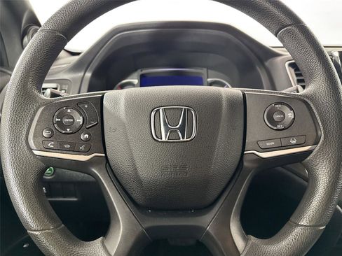 Used 2022 Honda Pilot Sport image 16