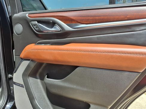 Used 2024 GMC Yukon Denali Ultimate image 15