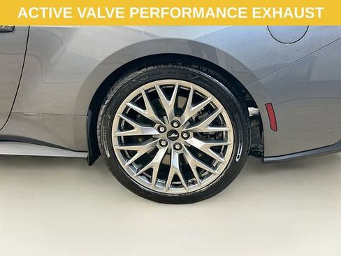 Certified 2025 Ford Mustang GT Premium image 7