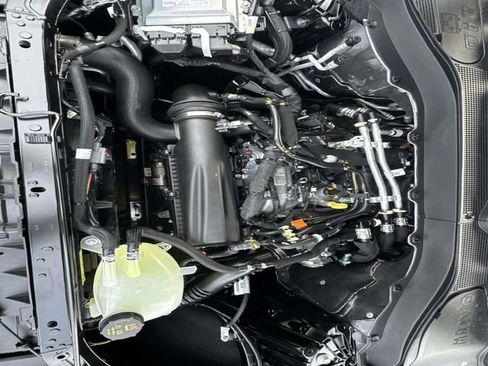 New 2026 Ford Explorer Active w/ Active Comfort Package image 10