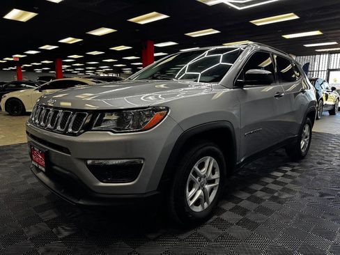 Used 2018 Jeep Compass Sport FWD image 7