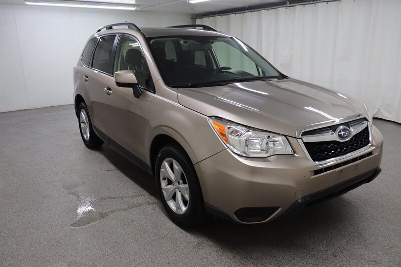Used 2015 Subaru Forester 2.5i Premium AWD/4WD image 1