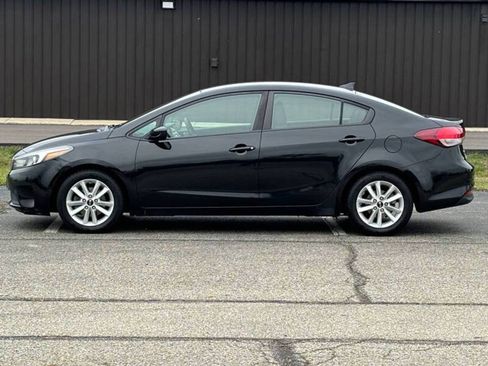Used 2017 Kia Forte LX image 5