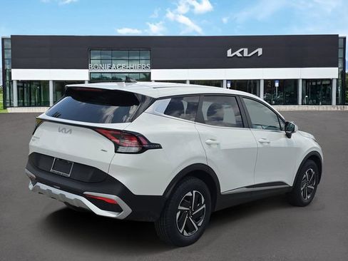 Certified 2023 Kia Sportage LX AWD/4WD image 4