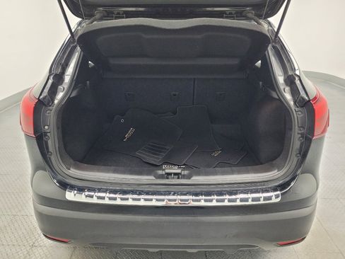 Used 2018 Nissan Rogue Sport S w/ S Appearance Package FWD image 29