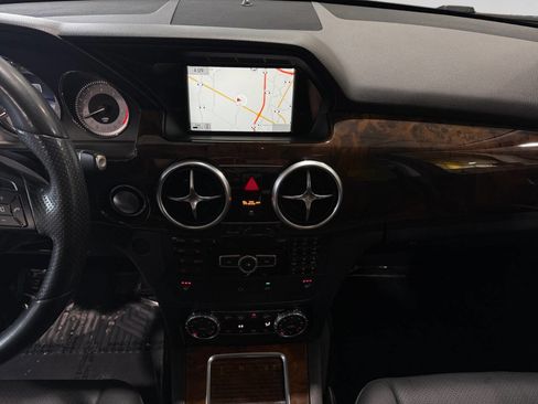 Used 2015 Mercedes-Benz GLK 350 4MATIC image 15