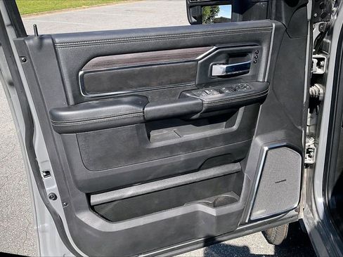 New 2026 RAM 3500 Laramie AWD/4WD image 24