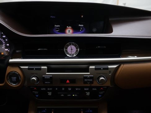 Used 2017 Lexus ES 350 image 20