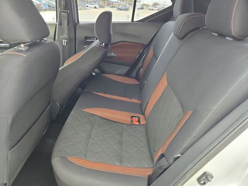 Used 2018 Nissan Kicks SR image 26