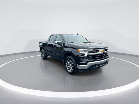 Used 2023 Chevrolet Silverado 1500 LT AWD/4WD image 2