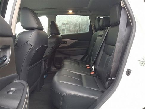Used 2023 Nissan Murano SV image 10