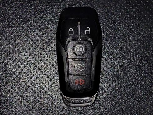 Used 2016 Ford Explorer Sport AWD/4WD image 32