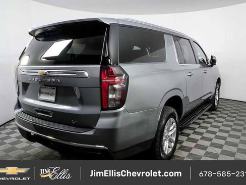 Certified 2024 Chevrolet Suburban LT RWD image 29