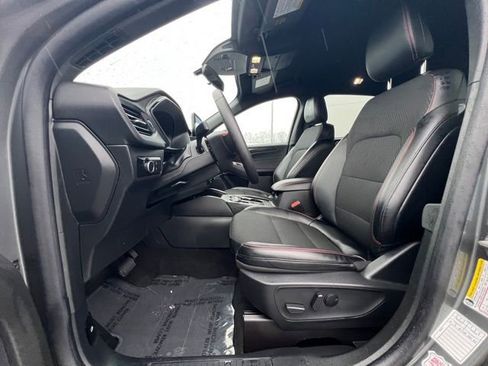 Used 2025 Ford Escape ST-Line image 17