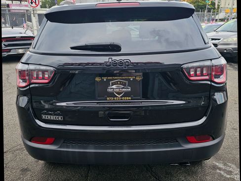 Used 2019 Jeep Compass Latitude image 6
