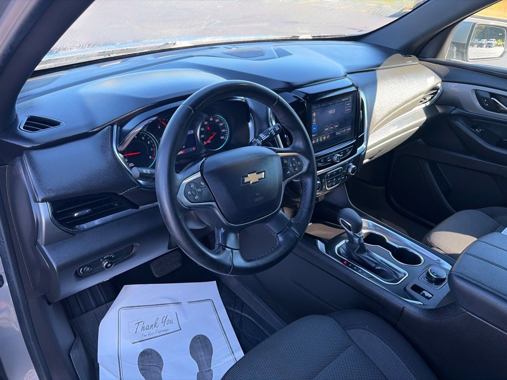 Used 2023 Chevrolet Traverse LT w/ LPO, Floor Liner Package AWD/4WD image 18