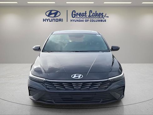 New 2026 Hyundai Elantra SEL Sport Premium FWD image 8