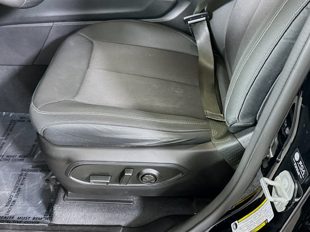 Used 2023 Jeep Grand Cherokee Laredo AWD/4WD image 22