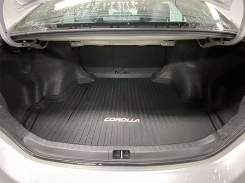 Used 2015 Toyota Corolla S image 23