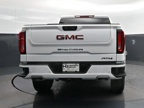 Used 2025 GMC Sierra 1500 AT4 AWD/4WD image 6