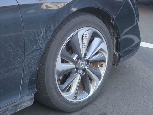 Used 2018 Honda Clarity Plug-In Hybrid image 4