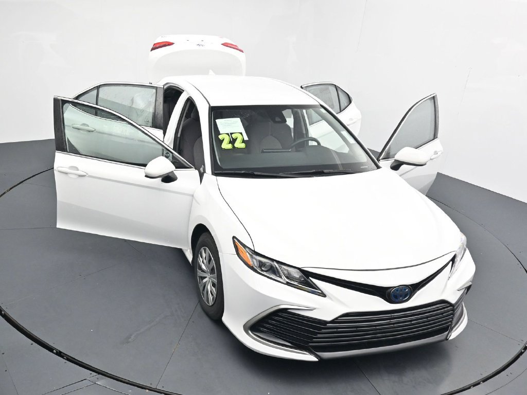 Used 2022 Toyota Camry LE FWD image 25