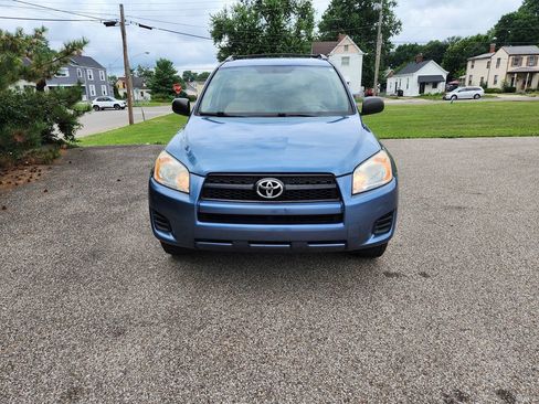 Used 2010 Toyota RAV4 2WD w/ Base L4 Extra Value Pkg image 2