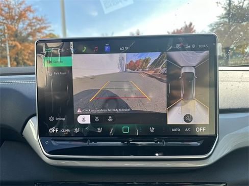 New 2025 Volkswagen ID.4 Pro S Plus image 17