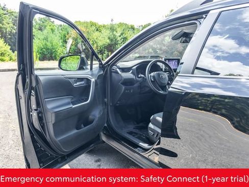 Used 2023 Toyota RAV4 AWD Hybrid image 27