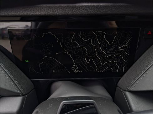 New 2026 GMC Yukon XL Denali w/ Denali Reserve Package image 2