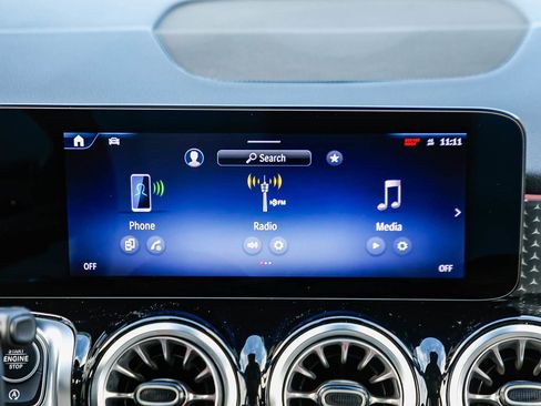 Certified 2025 Mercedes-Benz GLB 250 image 12